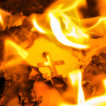 Chiesa incendiata in Canada: falsa accusa contro un immigrato